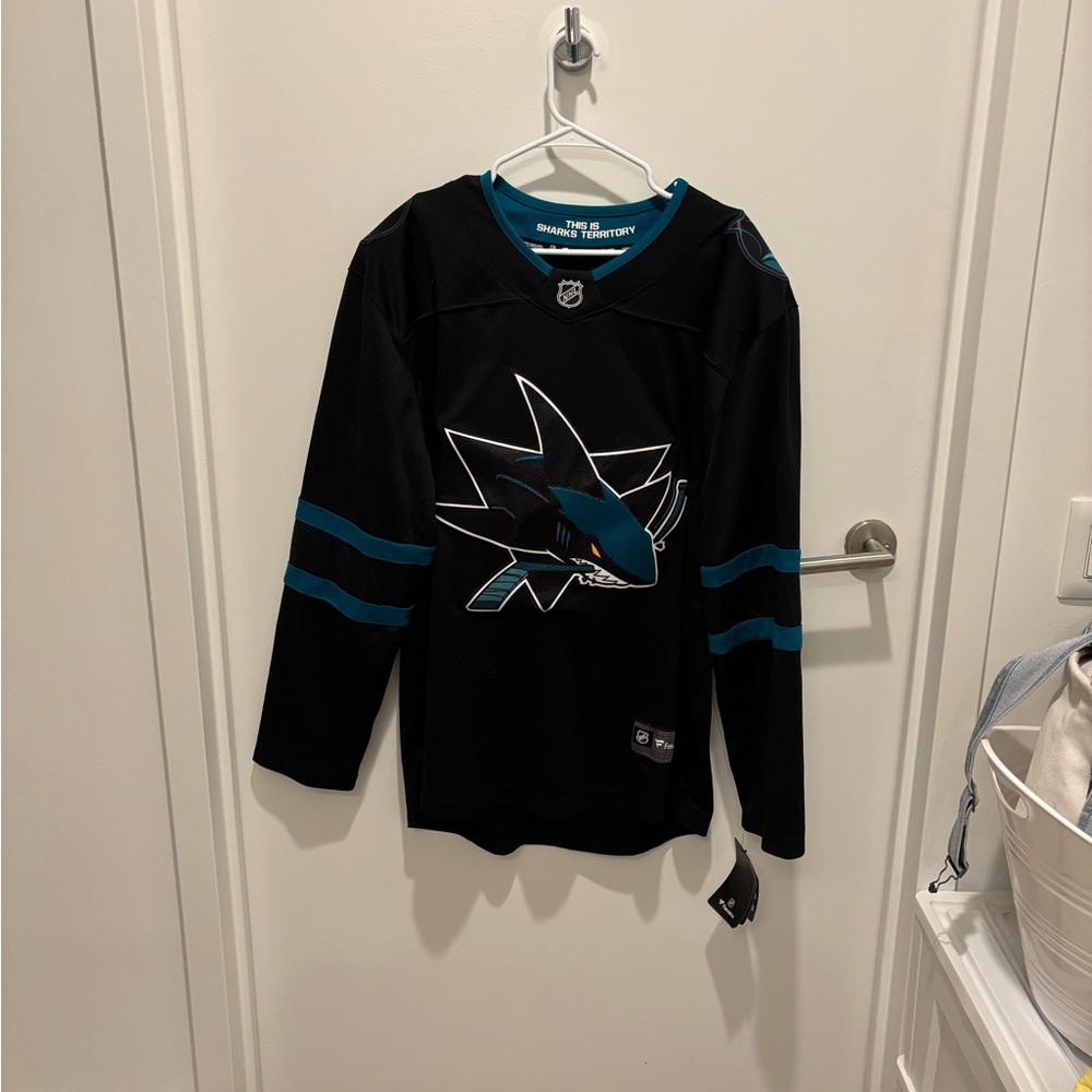 San Jose Sharks Jersey NWT